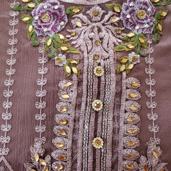 New 3 Piece Embroidered Chiffon Outfit - Picture 7 of 16